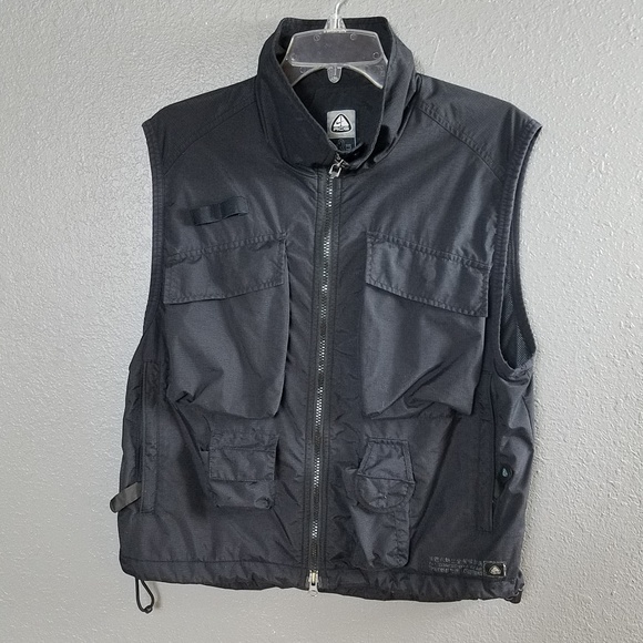 acg vest 2018